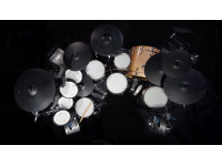 <b>Roland PDX-100 Timbalão Tarola 10-Polegadas para Baterias Roland V-Drums</b> <b>Roland PDX-100 Timbalão Tarola 10-Polegadas para Baterias Roland V-Drums</b>